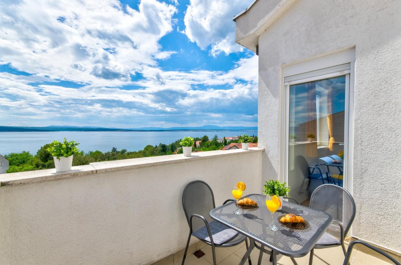 Apartment Tia Crikvenica Exterior foto
